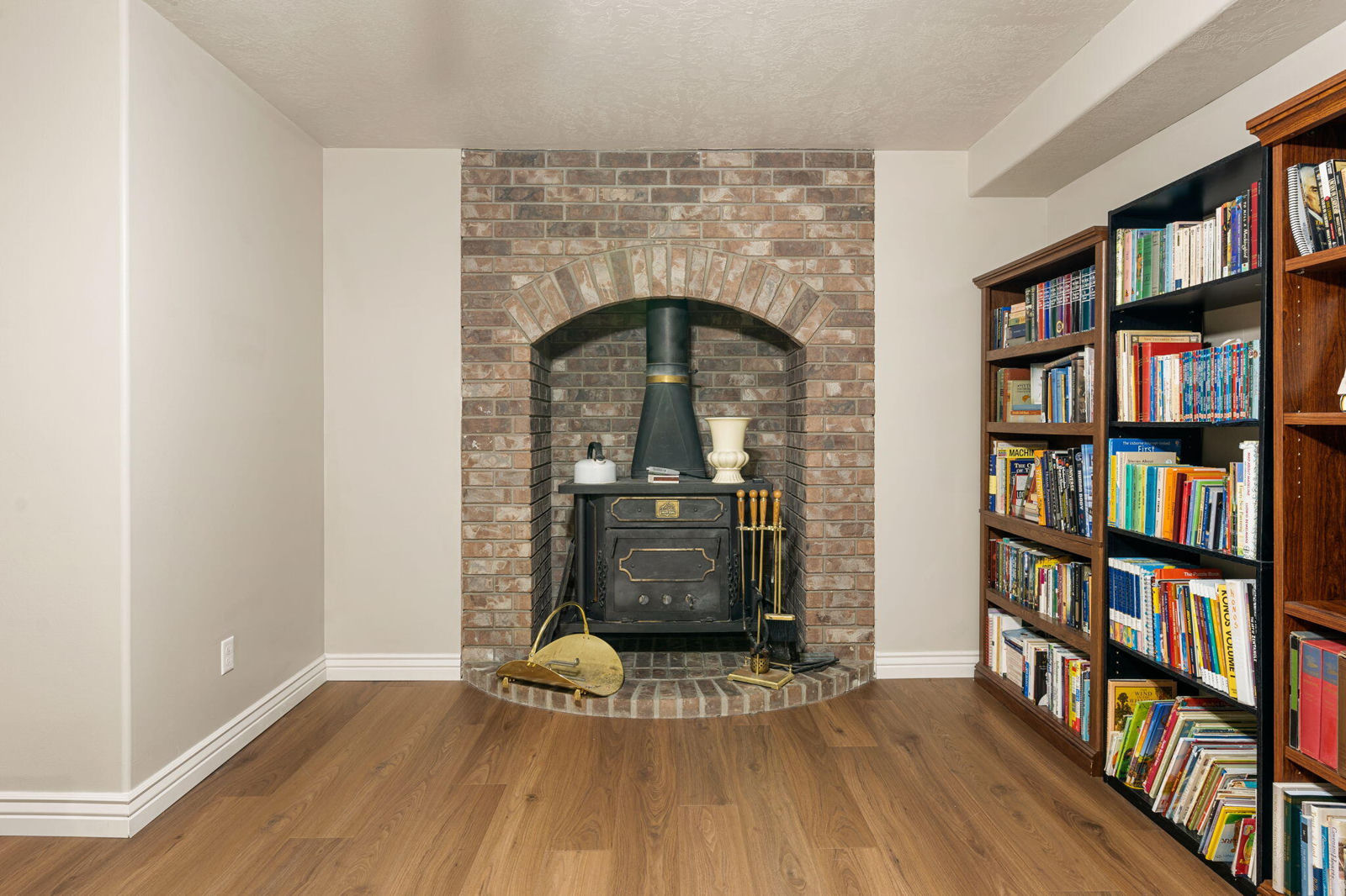 253 S Sunset Pointe DR, Cedar City, photo 25 of 41
