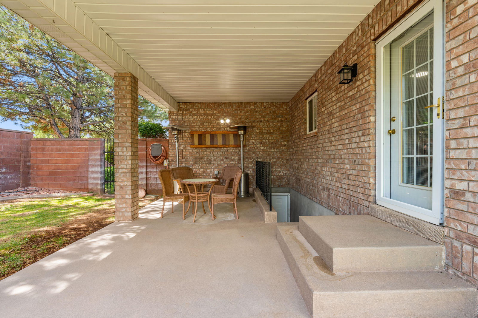 253 S Sunset Pointe DR, Cedar City, photo 35 of 41