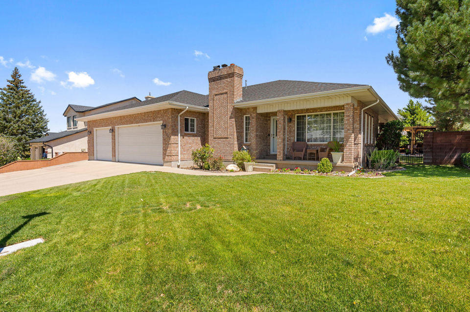 253 S Sunset Pointe DR, Cedar City
