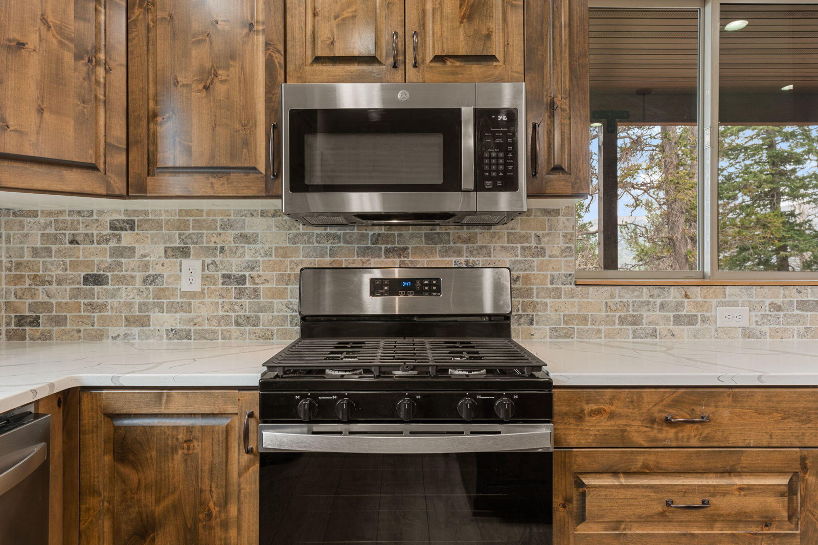 1142 N Aspen DR, Brian Head, photo 9 of 66