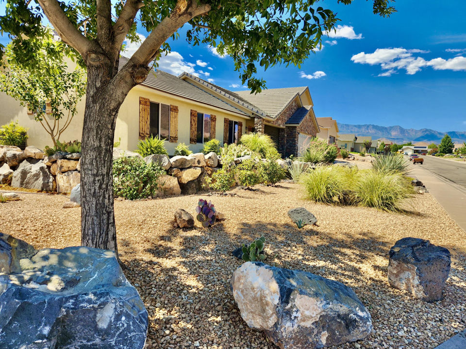 810 Peachtree DR, Toquerville