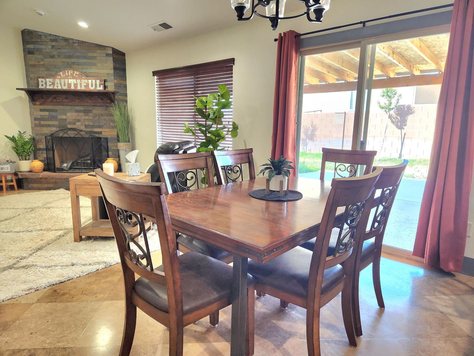 810 Peachtree DR, Toquerville, photo 17 of 34