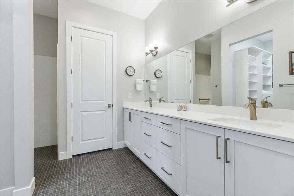 1205 W Grayson DR, St George, photo 11 of 21
