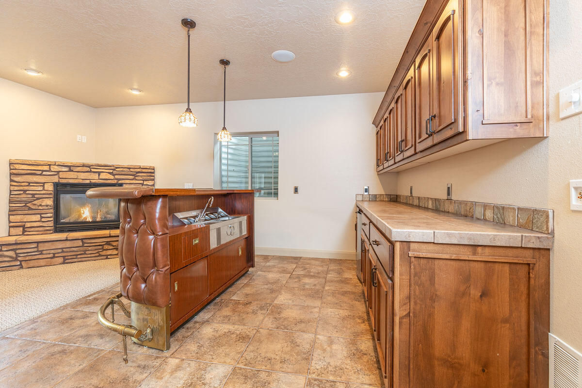 2240 N Maplewood LN, Cedar City, photo 32 of 52