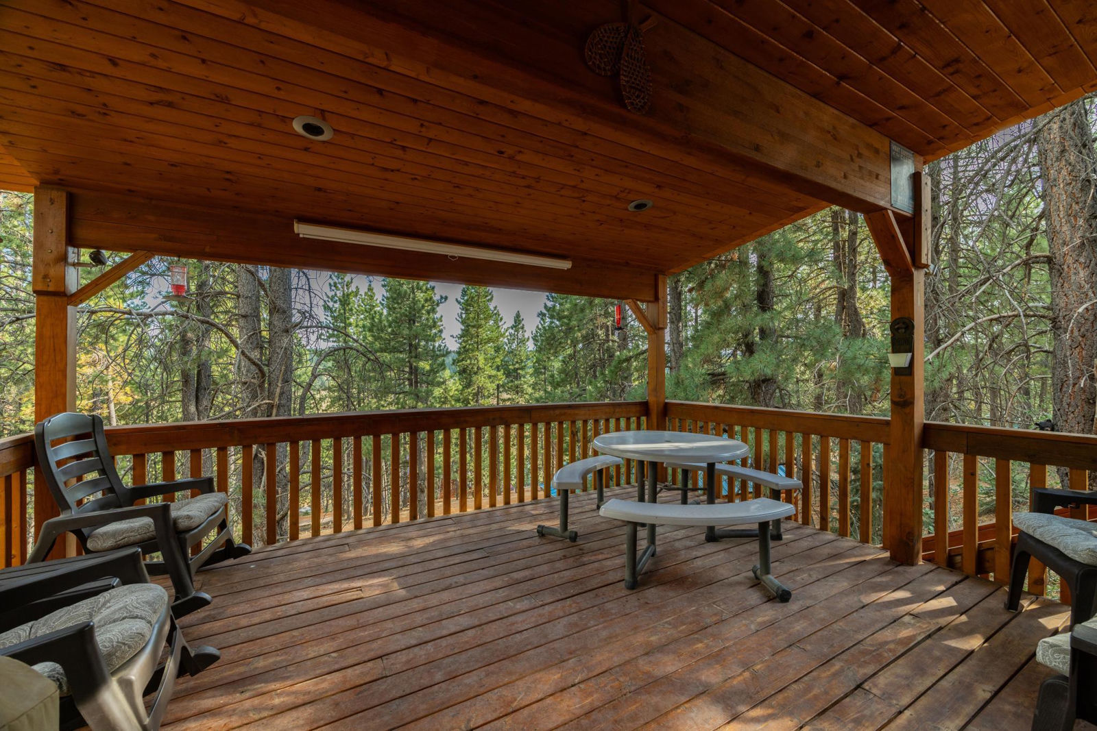 2225 E Sidehill DR, Duck Creek Village, photo 10 of 25