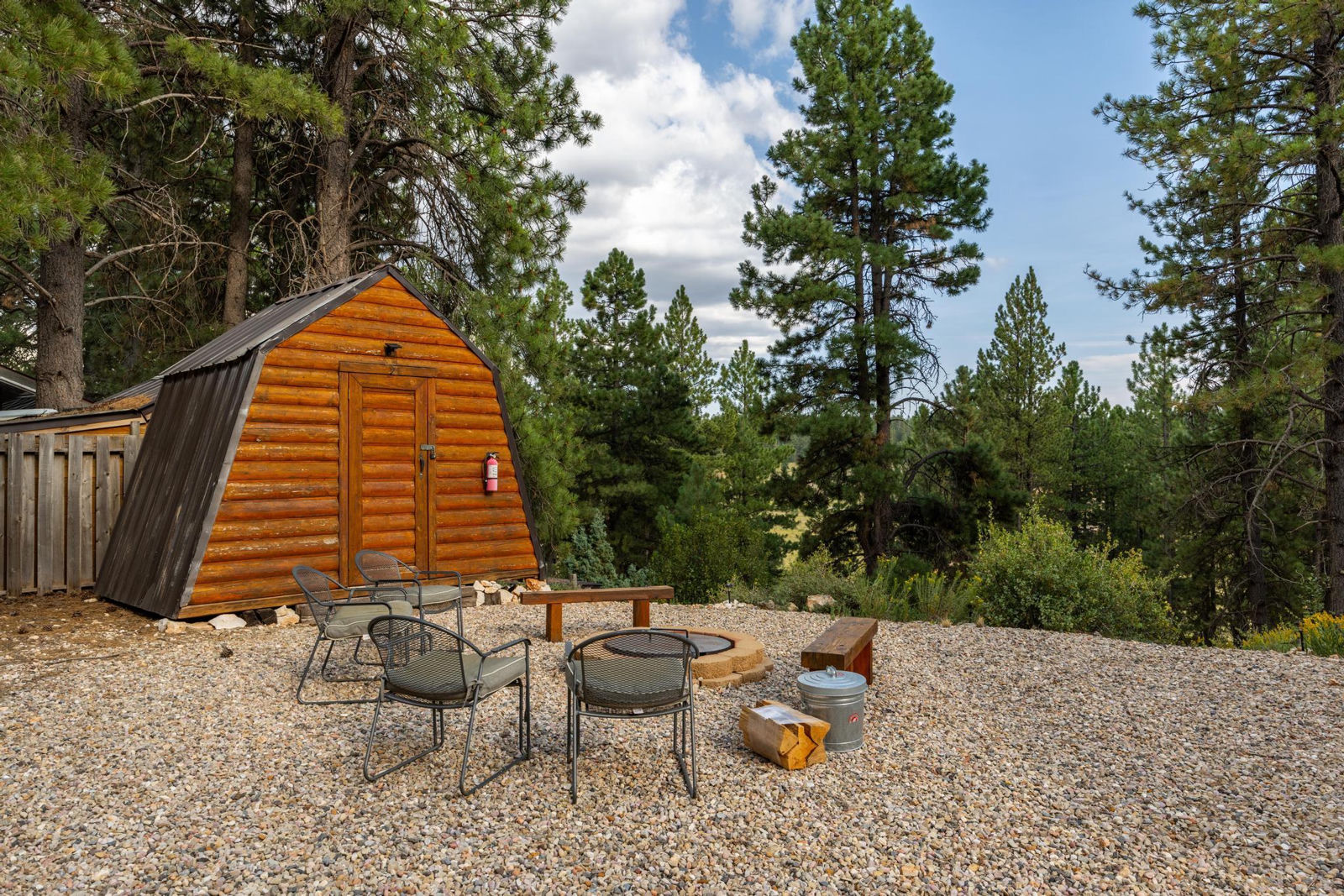 2225 E Sidehill DR, Duck Creek Village, photo 12 of 25