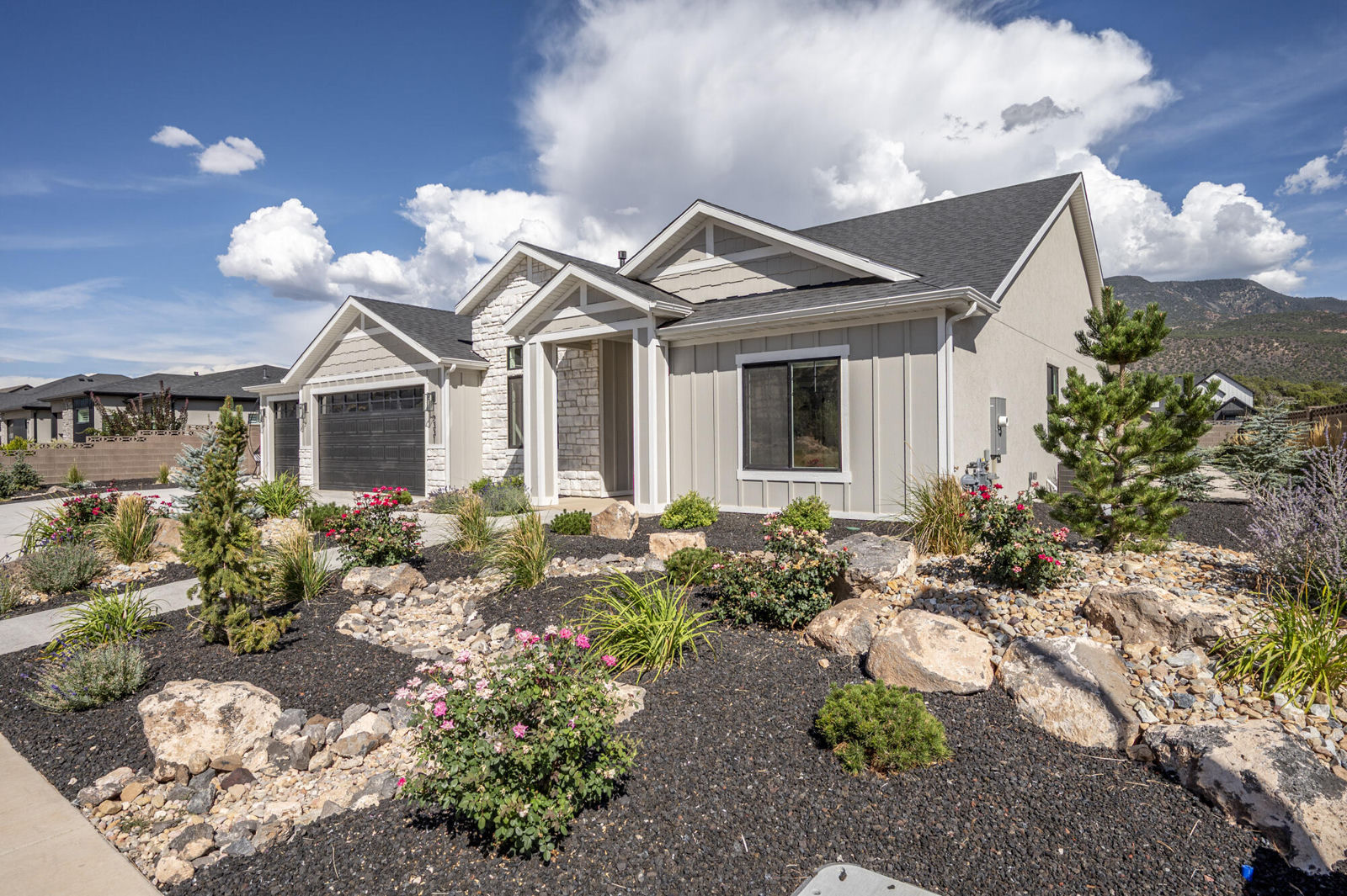 2331 S Canyon CIR, Cedar City, photo 2 of 60