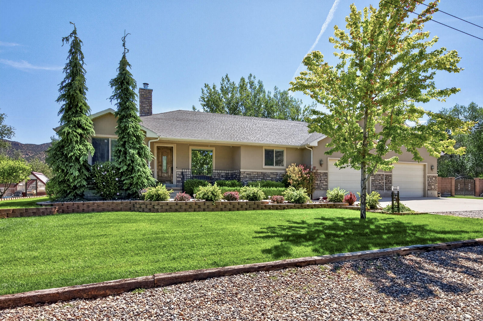 227 E 100 S, Paragonah, photo 1