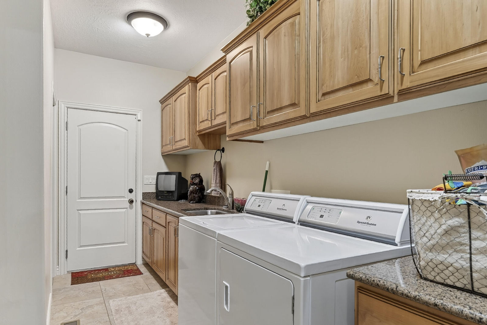 227 E 100 S, Paragonah, photo 36 of 77
