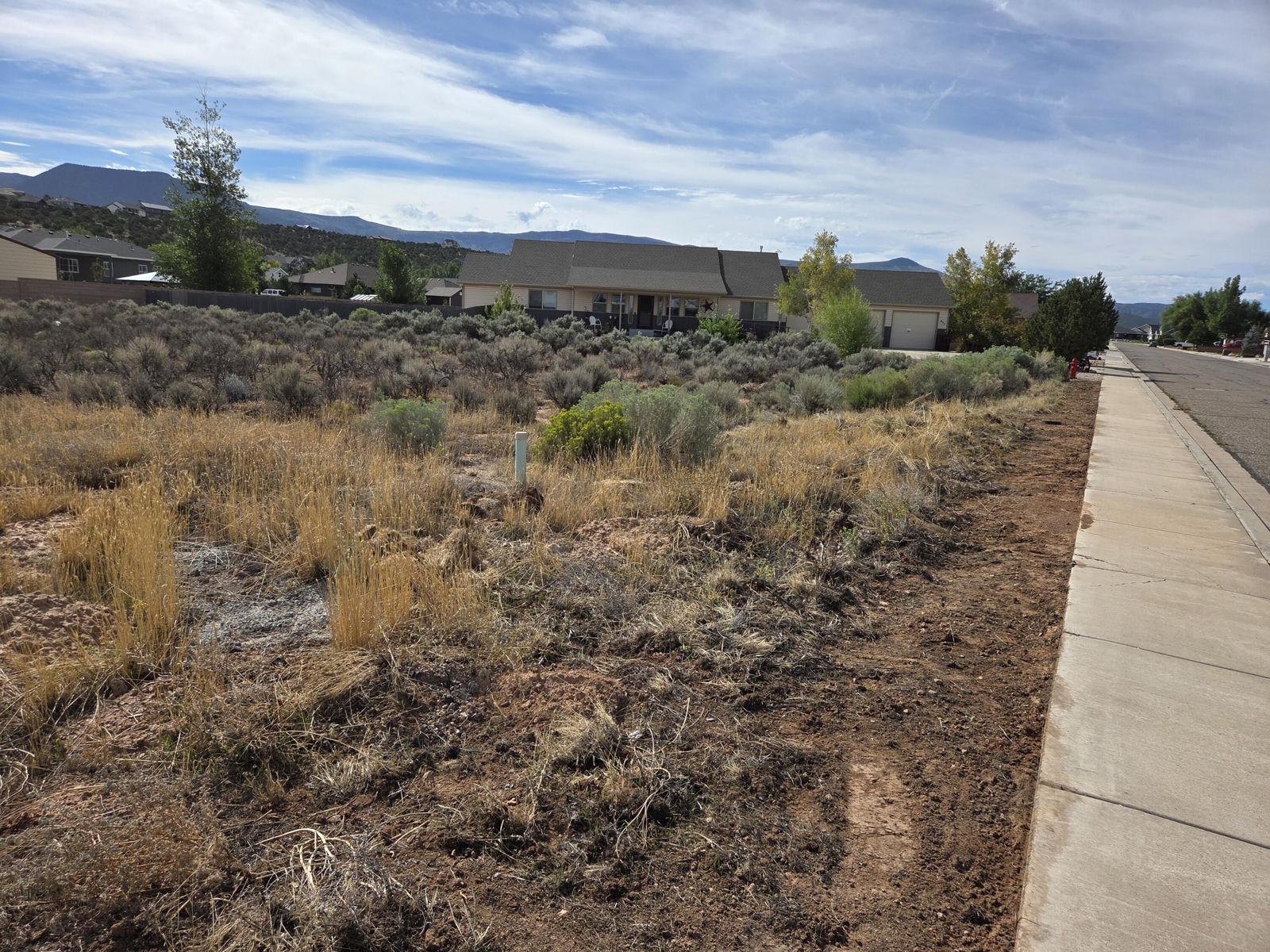 873 S 4300 W, Cedar City, photo 4 of 13