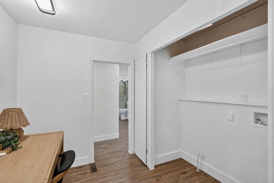 330 N Main ST, Leeds, photo 38 of 48