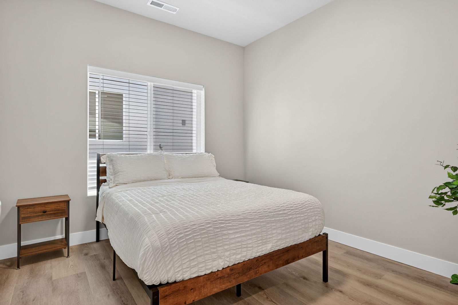 127 2725 North ST, Cedar City, photo 10 of 21