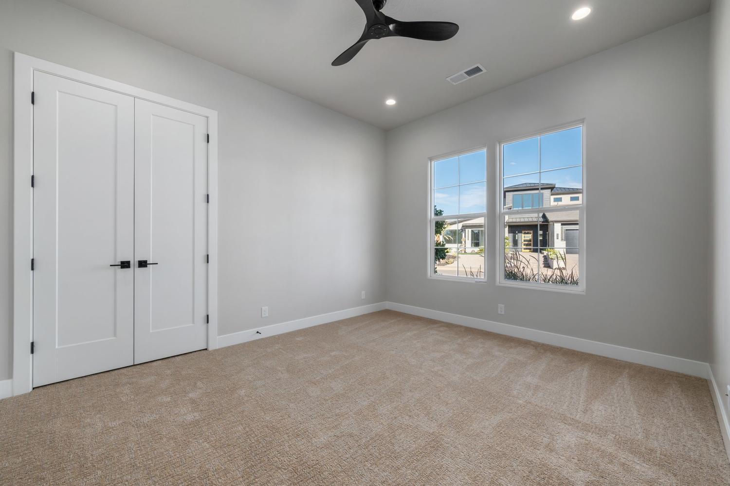 4936 S LAKEFRONT Place, Washington, photo 34 of 71