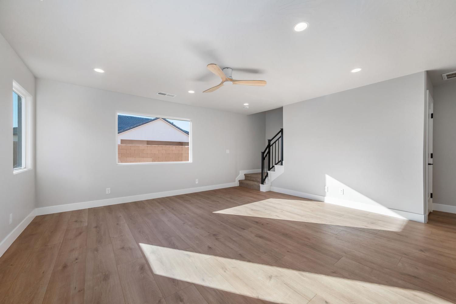 4936 S LAKEFRONT Place, Washington, photo 43 of 71