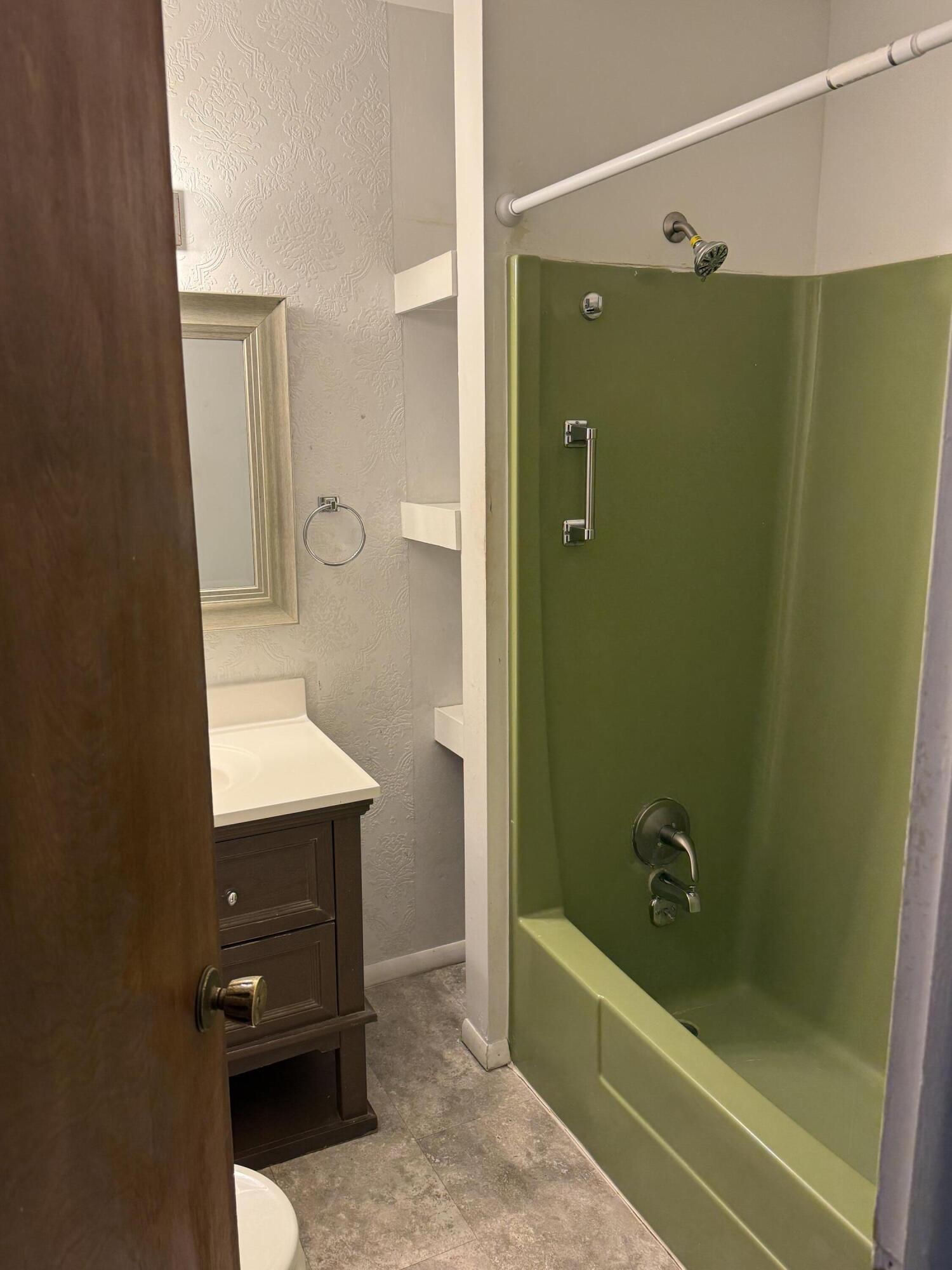 169 S 400 E, Cedar City, photo 10 of 30
