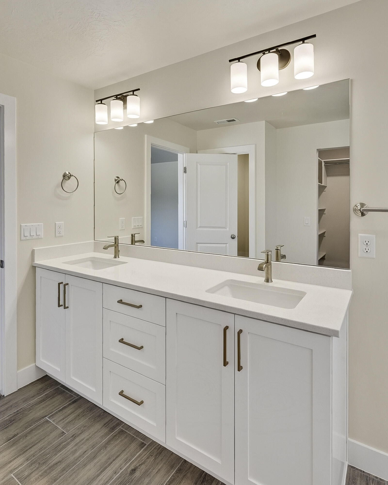 51 S 4375 W, 24, Cedar City, photo 29 of 48