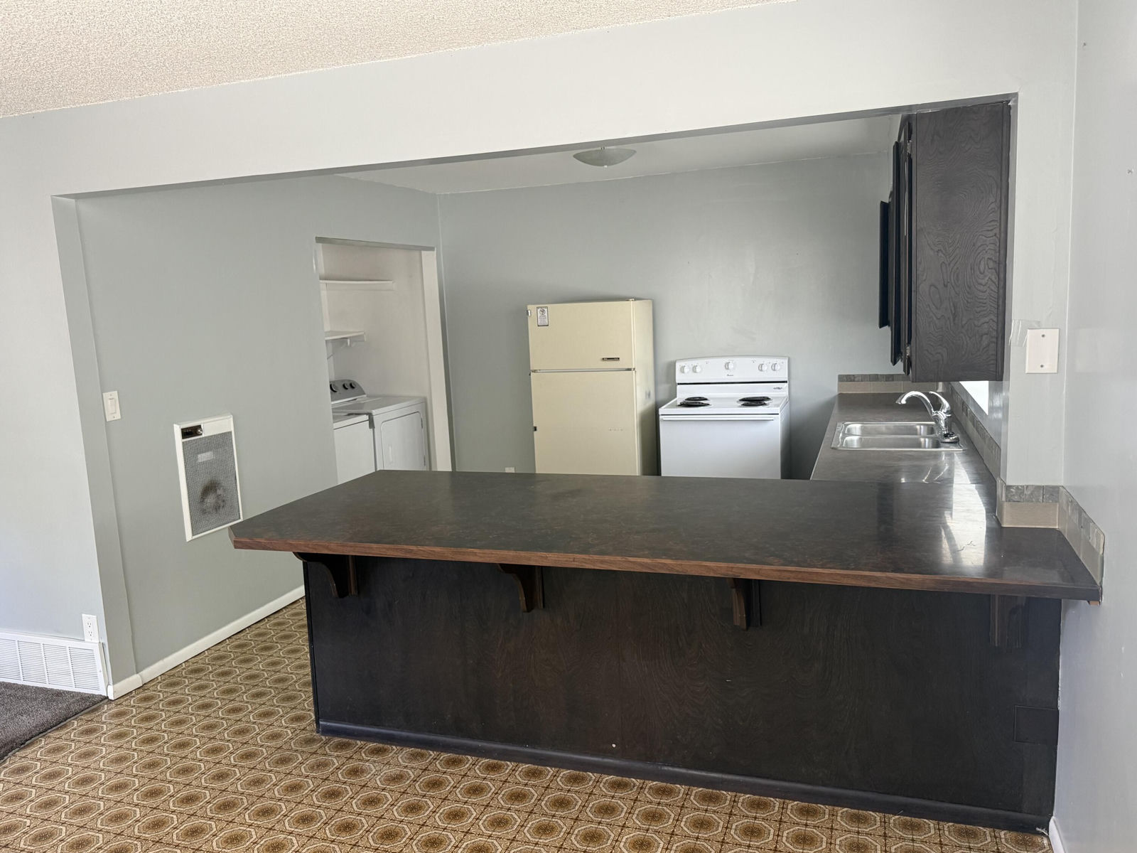 169 S 400 E, Cedar City, photo 14 of 30
