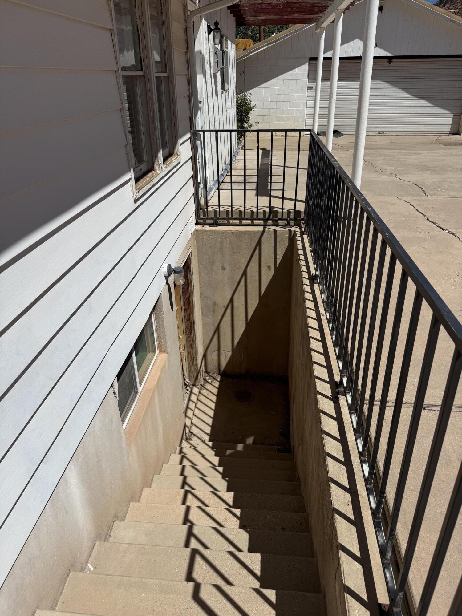 169 S 400 E, Cedar City, photo 17 of 30