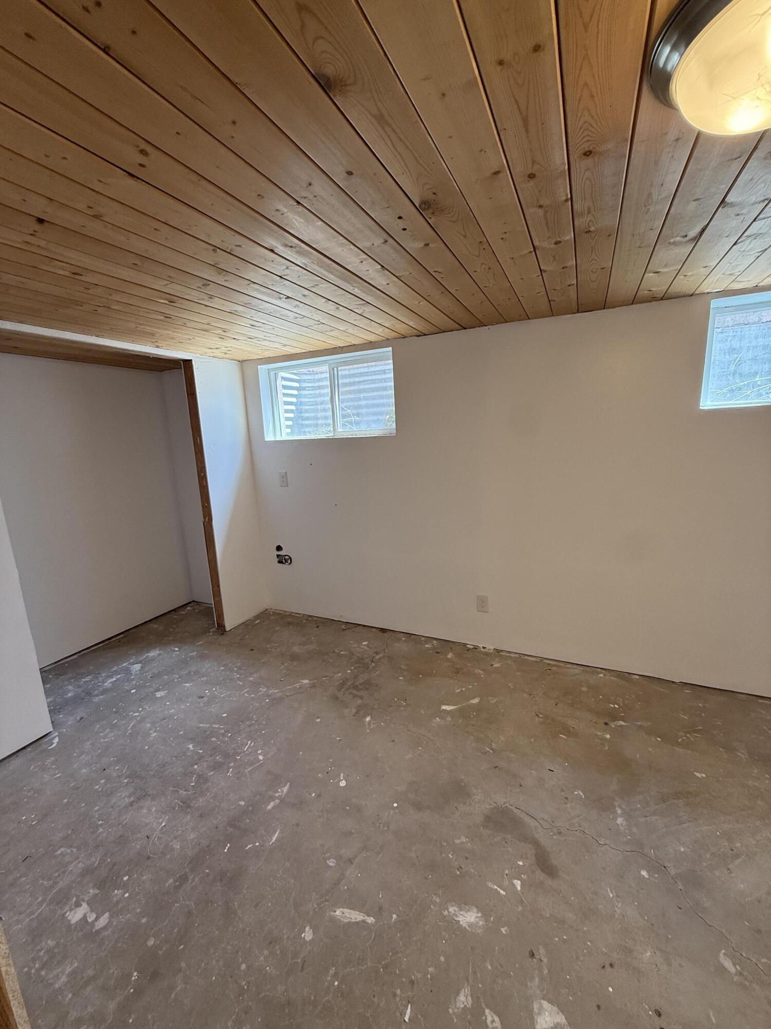 169 S 400 E, Cedar City, photo 19 of 30