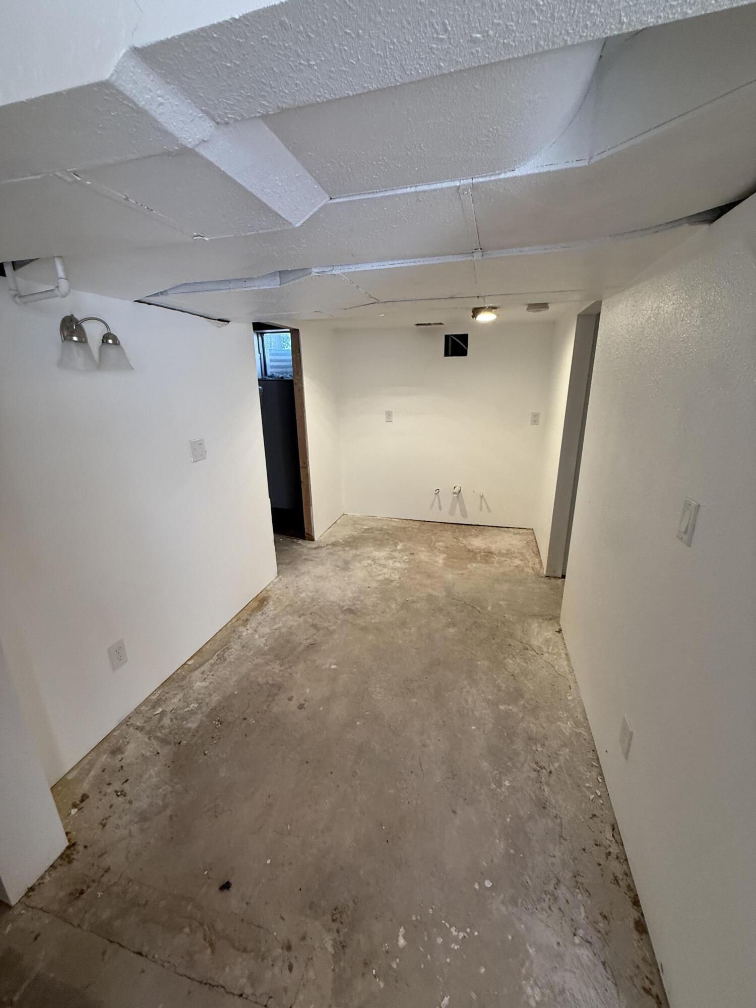 169 S 400 E, Cedar City, photo 20 of 30