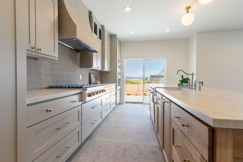 678 W 325 N, Parowan, photo 17 of 84