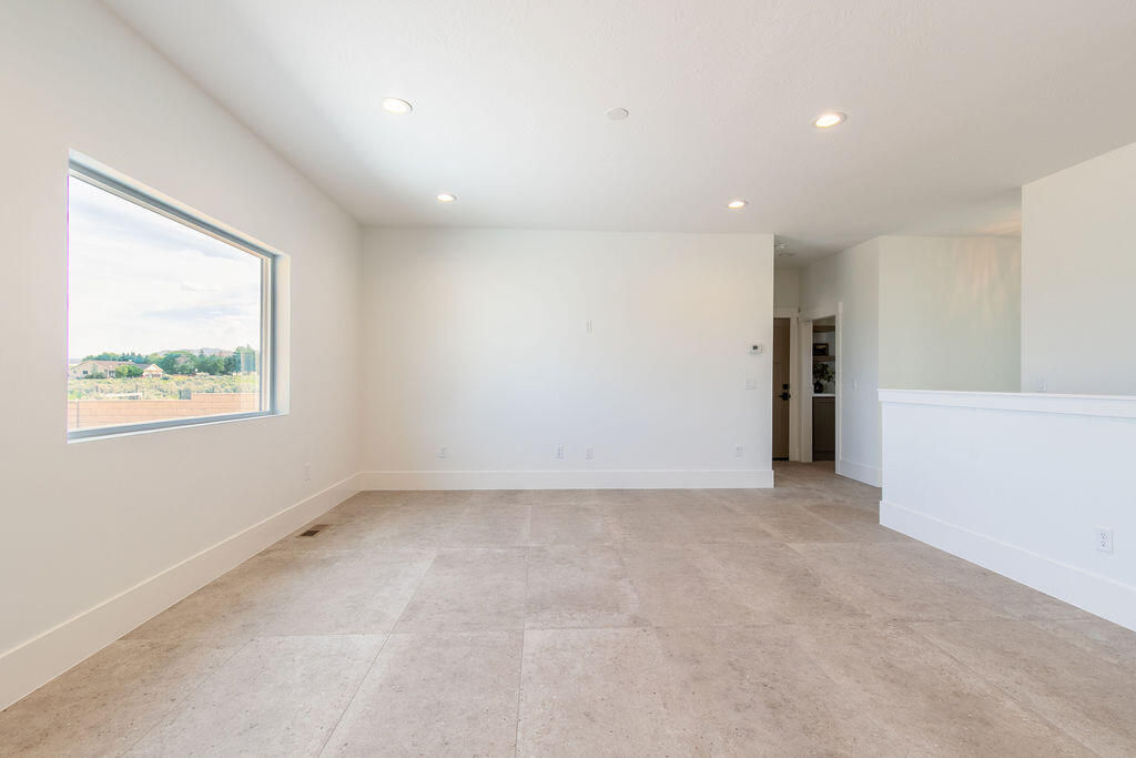 678 W 325 N, Parowan, photo 21 of 84