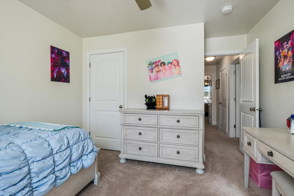 514 S 200 East ST, Enterprise, photo 18 of 33
