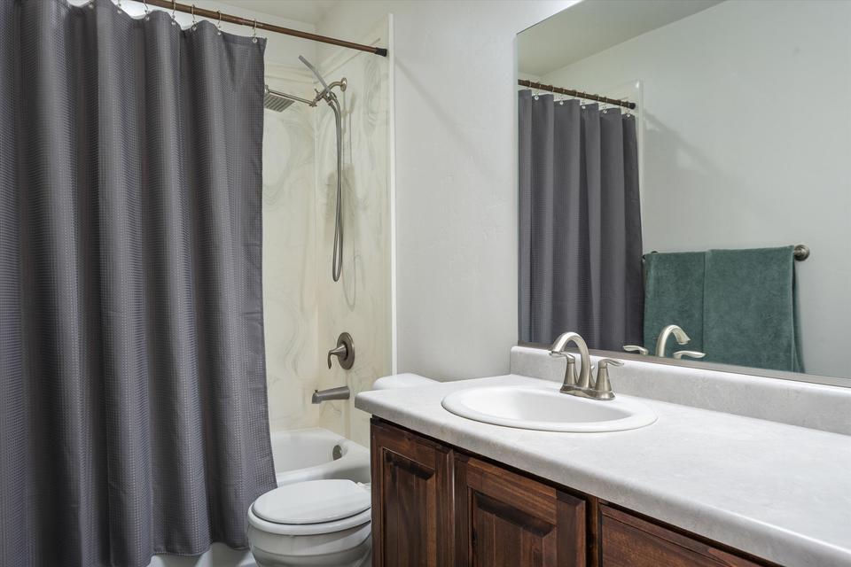 514 S 200 East ST, Enterprise, photo 19 of 33