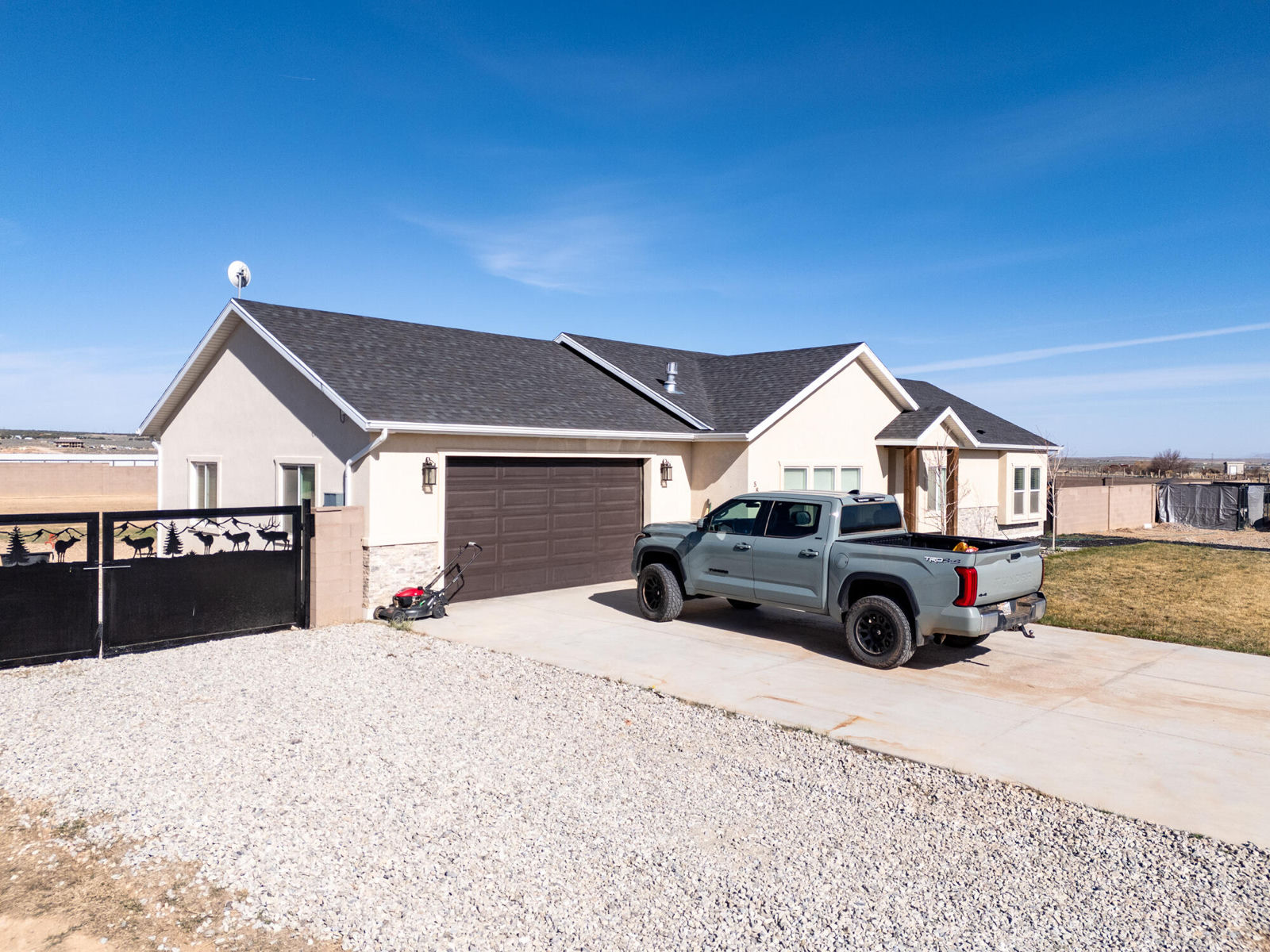 5863 N 3425 W, Cedar City, photo 3 of 48