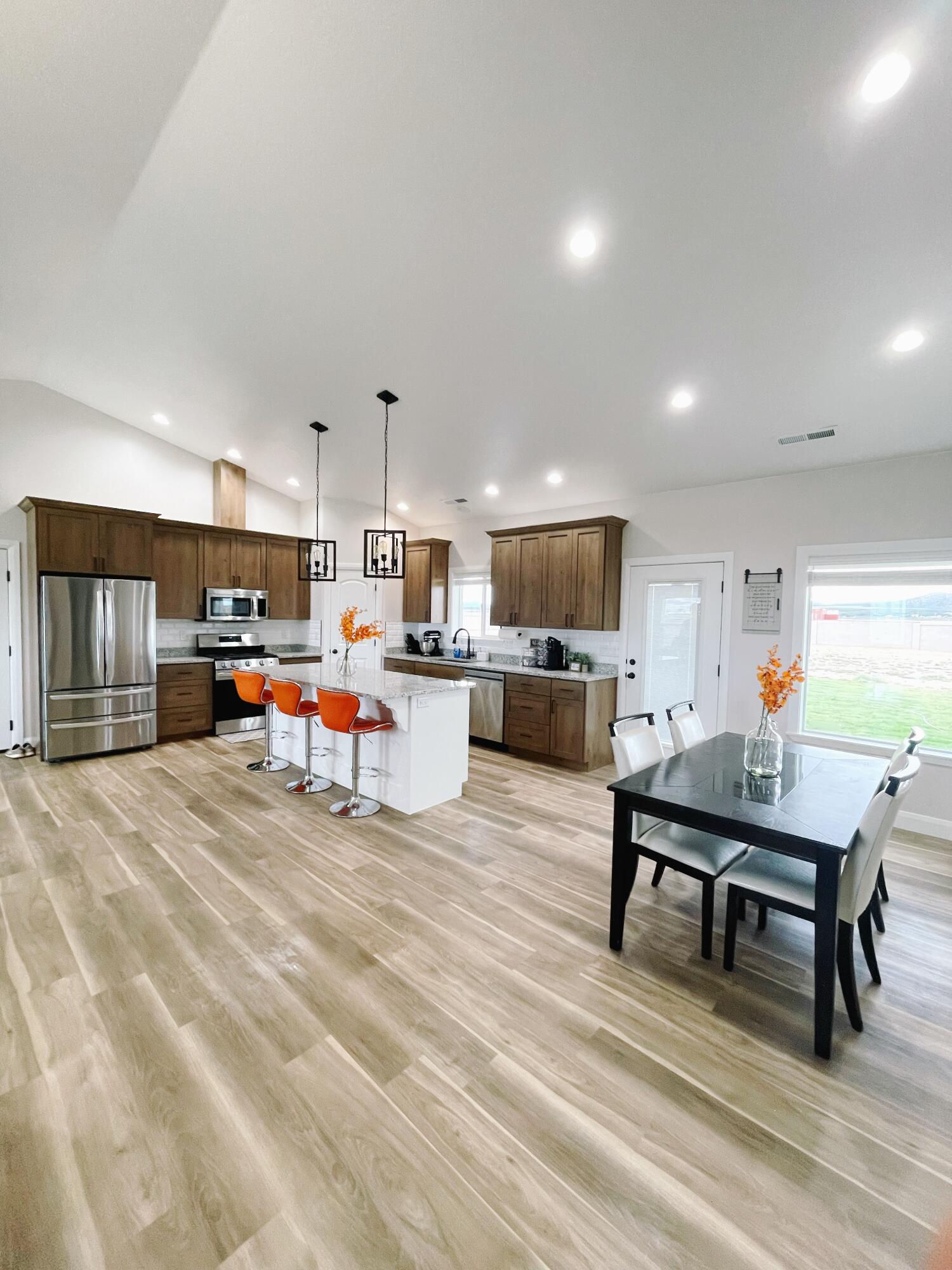5863 N 3425 W, Cedar City, photo 10 of 48