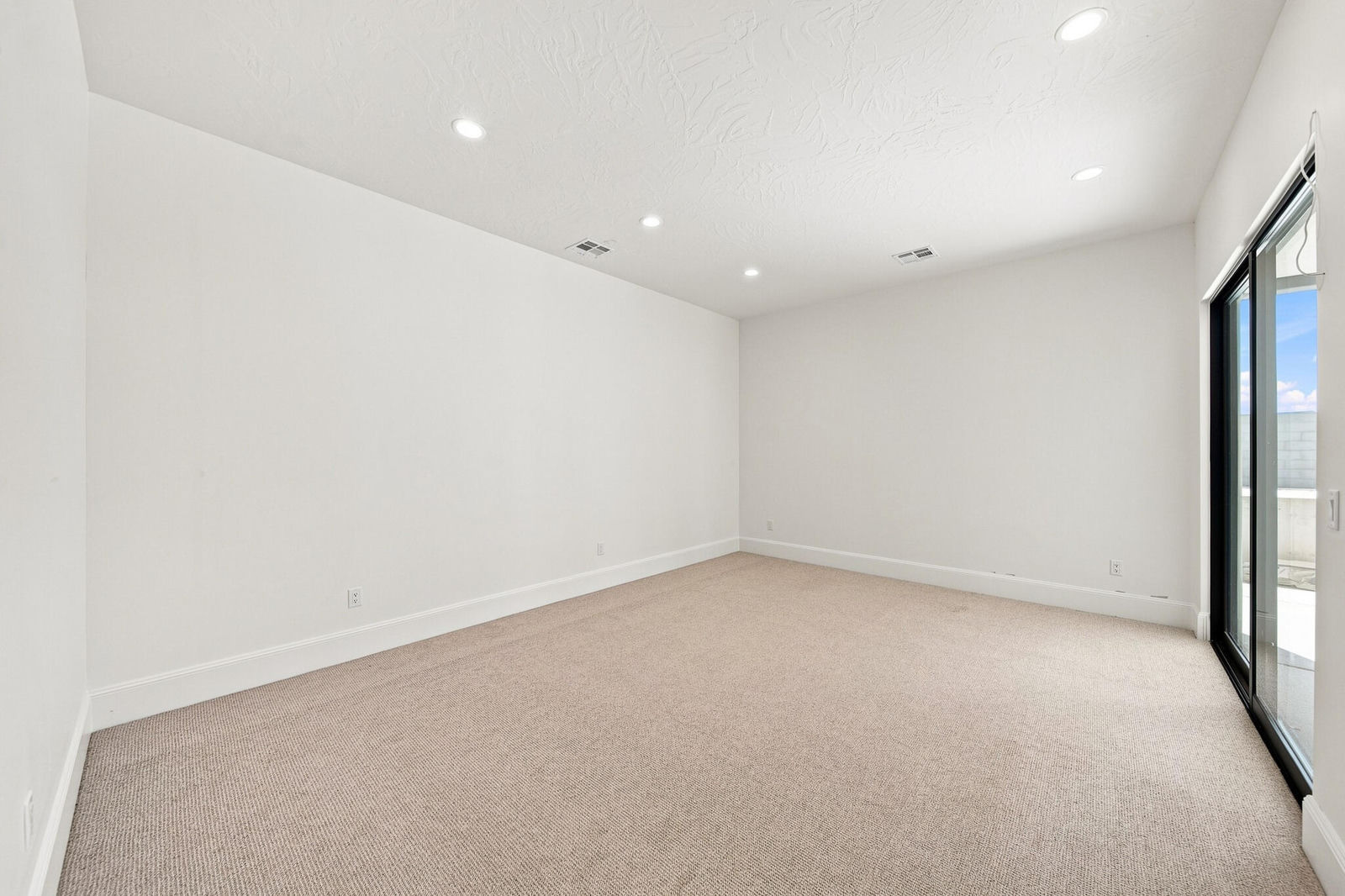 218 Colima RD, 143, Washington, photo 54 of 77