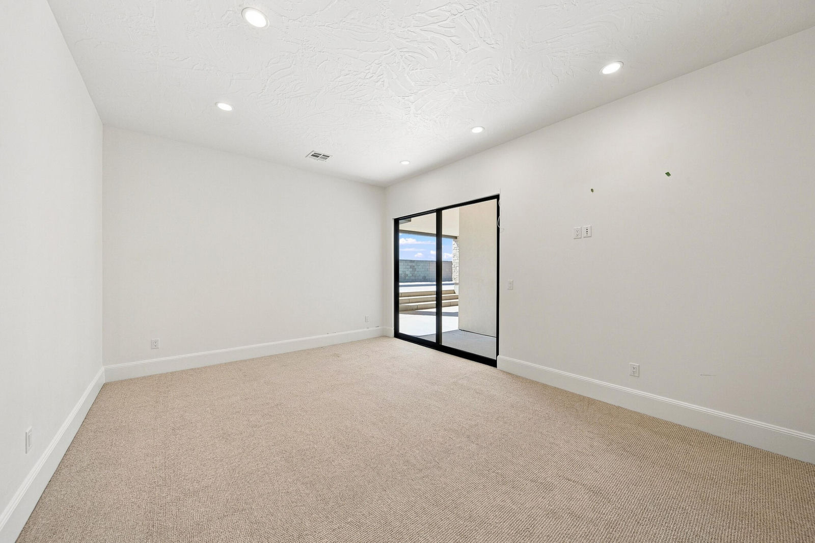 218 Colima RD, 143, Washington, photo 55 of 77