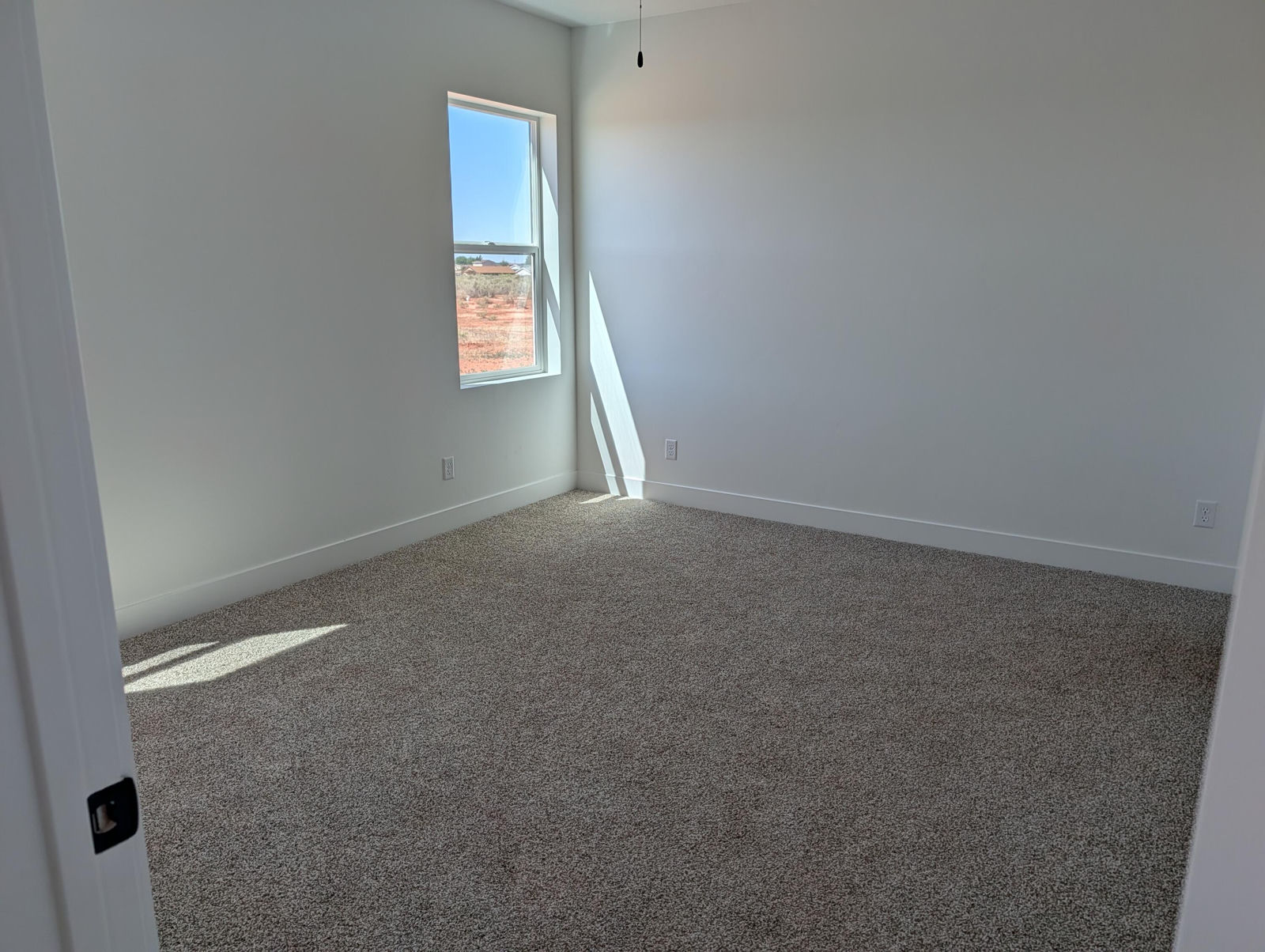 1681 E Creekside DR, Kanab, photo 3 of 8