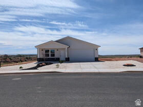 1681 E Creekside DR, Kanab, photo 1