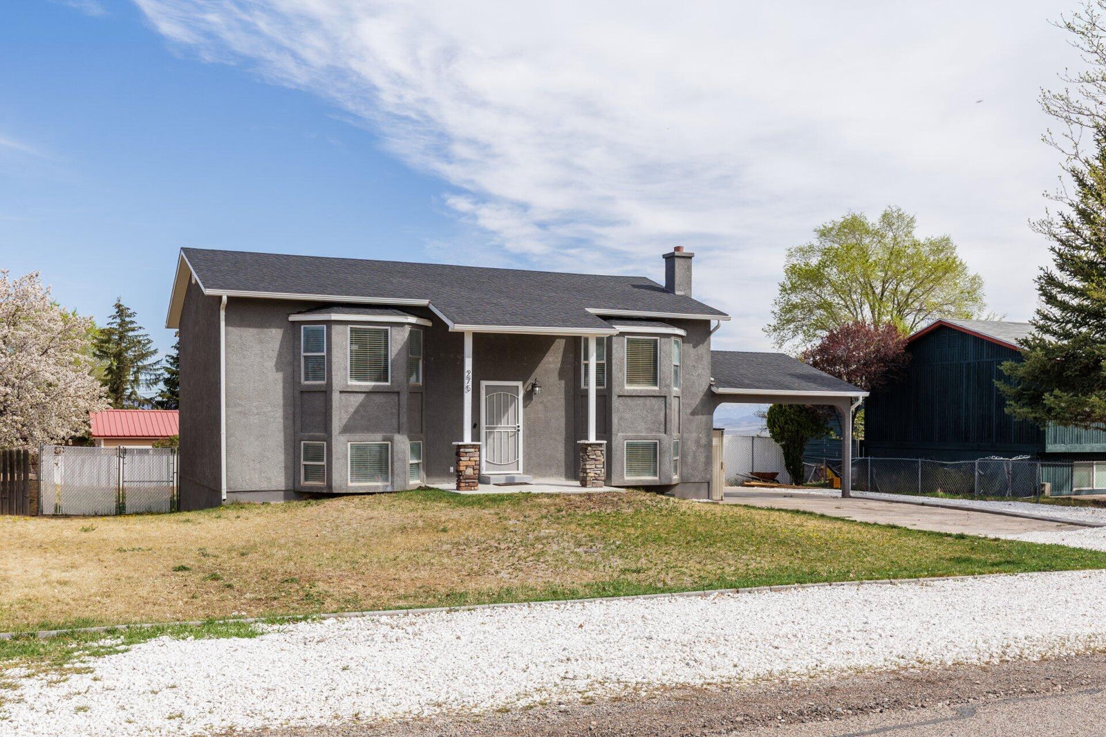 275 E 400 N, Parowan, photo 2 of 31