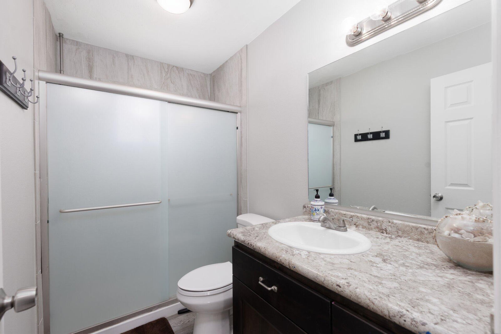 275 E 400 N, Parowan, photo 12 of 31