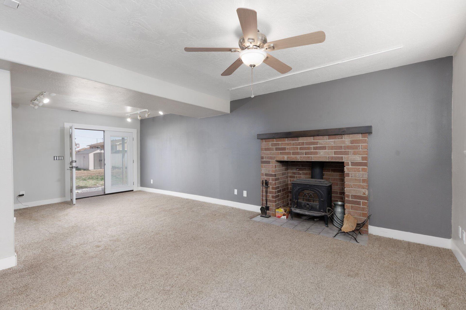 275 E 400 N, Parowan, photo 15 of 31
