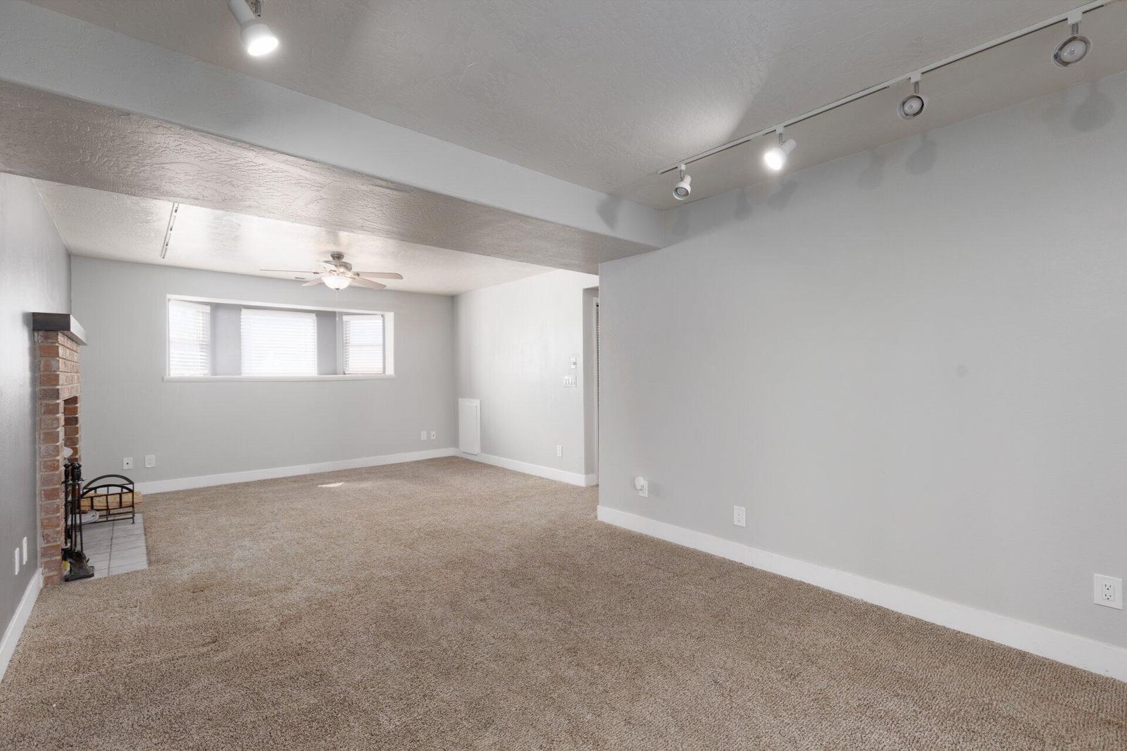 275 E 400 N, Parowan, photo 18 of 31