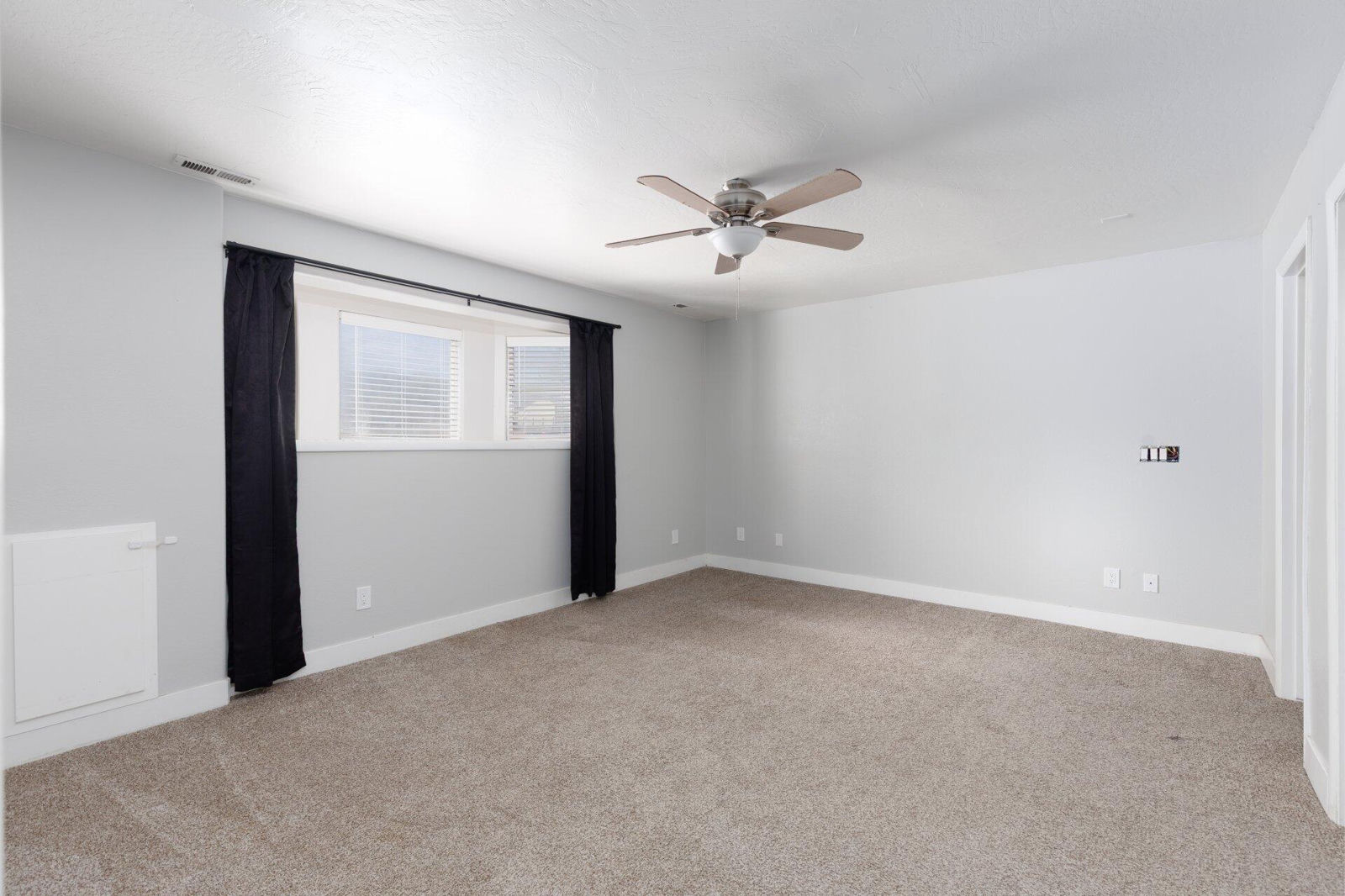 275 E 400 N, Parowan, photo 21 of 31