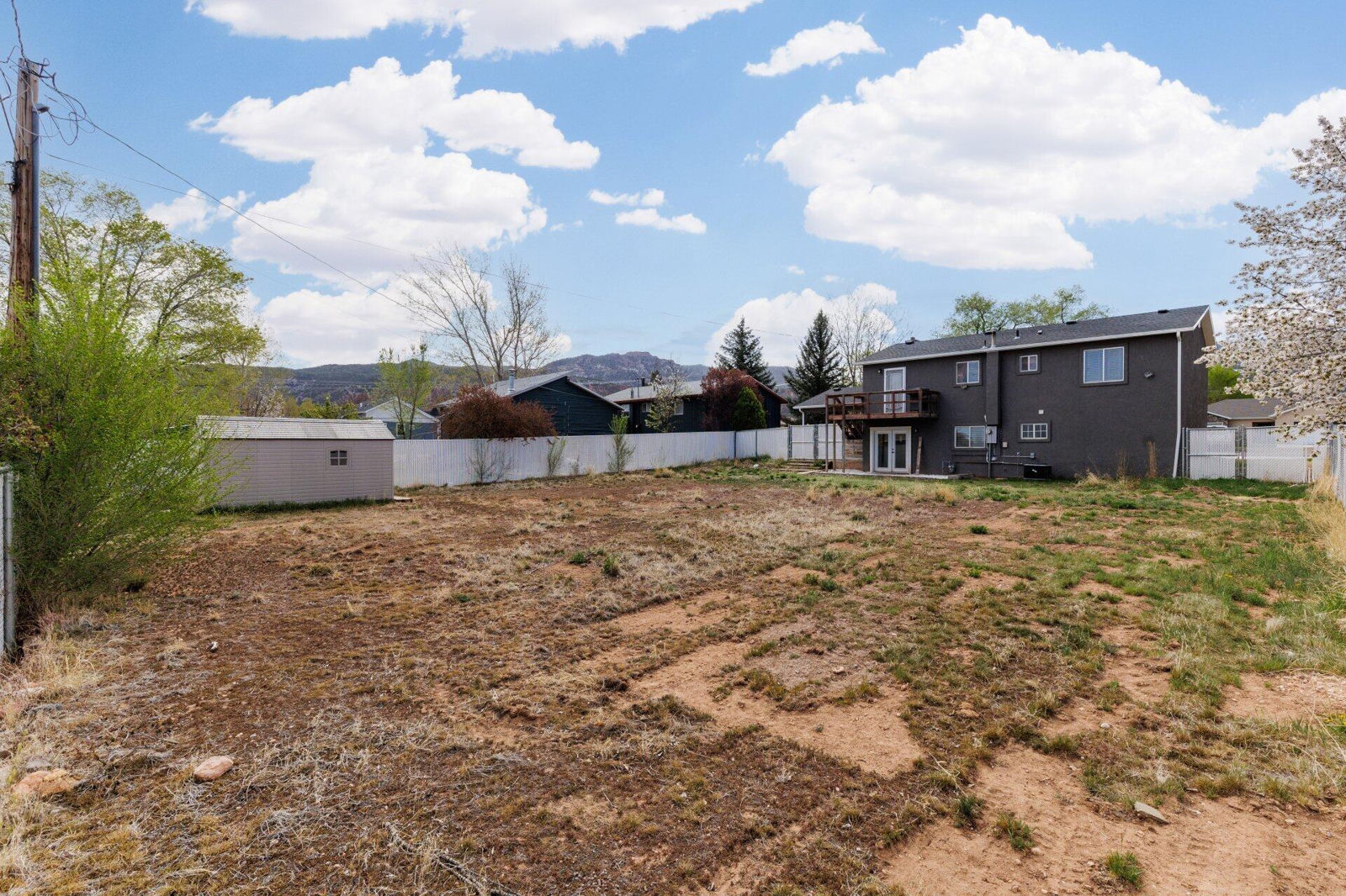 275 E 400 N, Parowan, photo 28 of 31