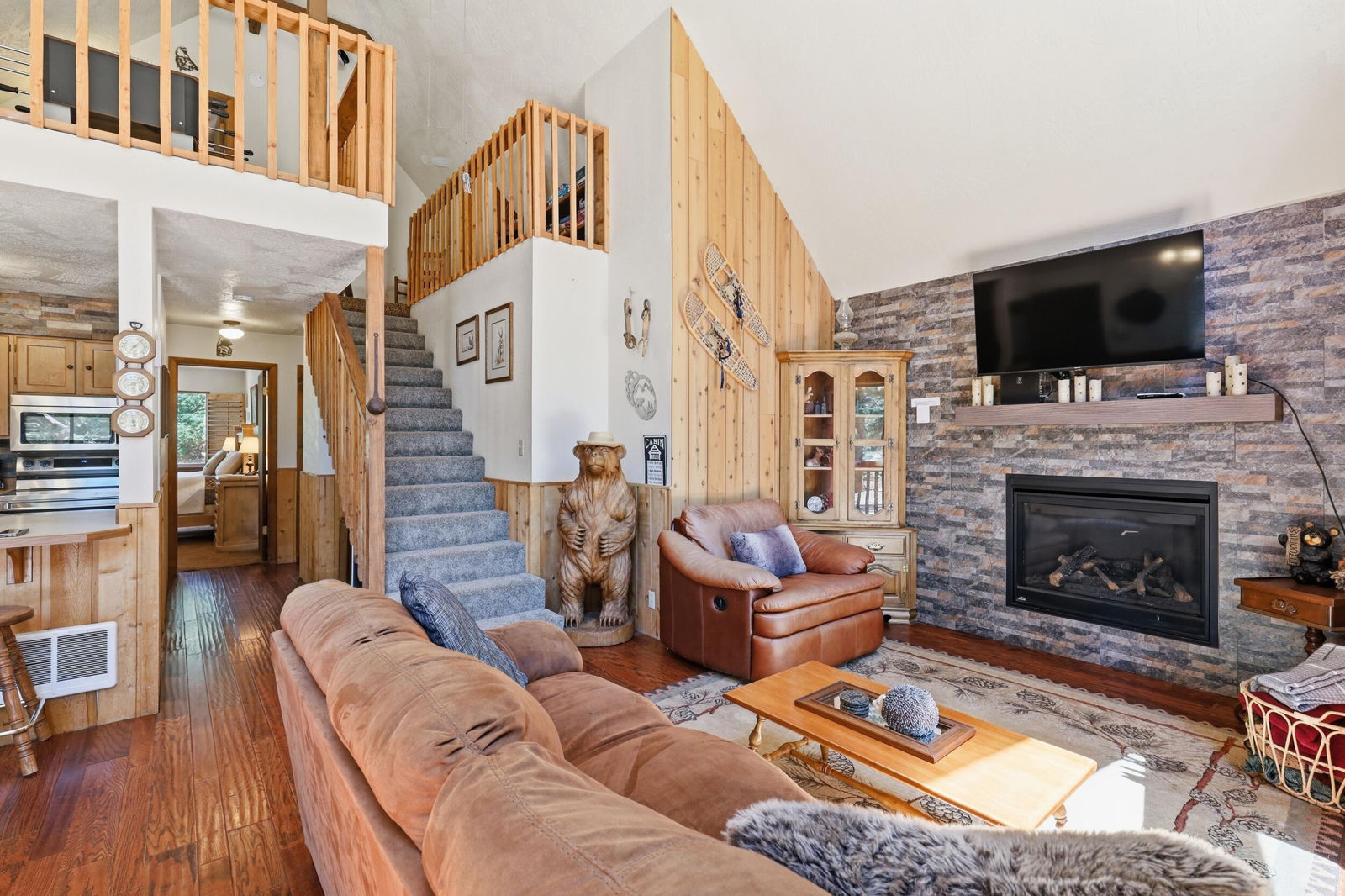 1245, 1225 E Bonanza RD, Duck Creek Village, photo 4 of 35