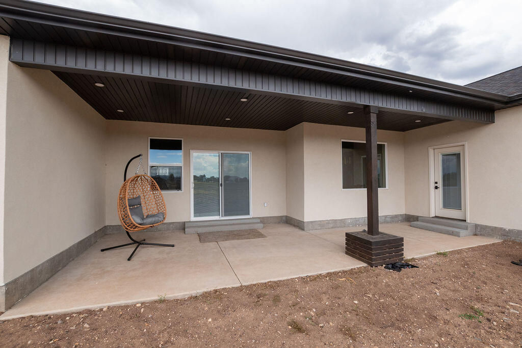 465 N 1000 E, Beaver, photo 6 of 53
