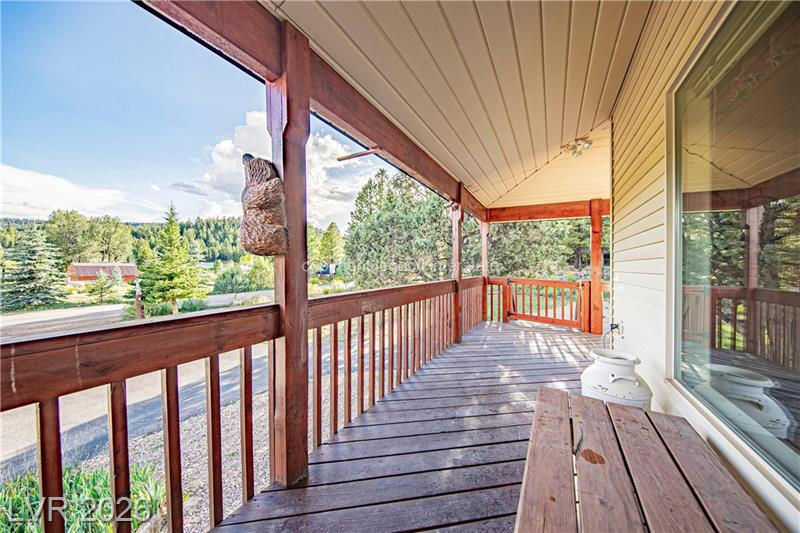 651 E Aspen Meadow DR, Mammoth Creek, photo 37 of 68