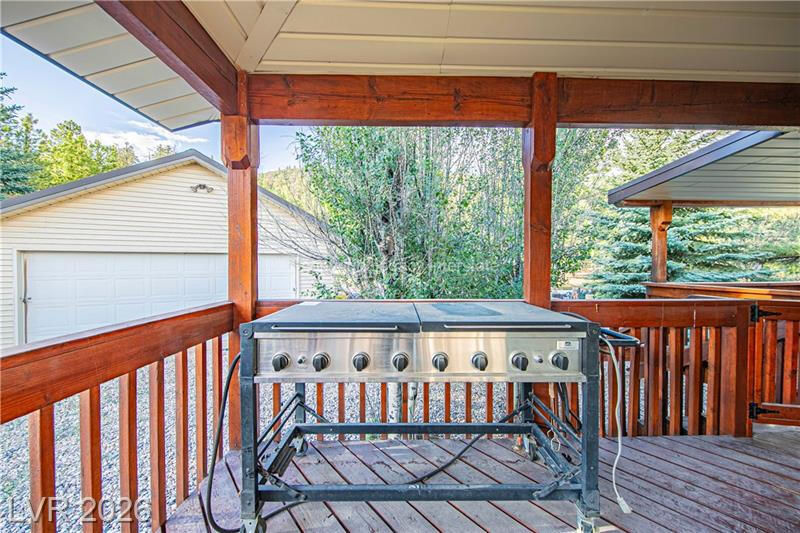 651 E Aspen Meadow DR, Mammoth Creek, photo 39 of 68