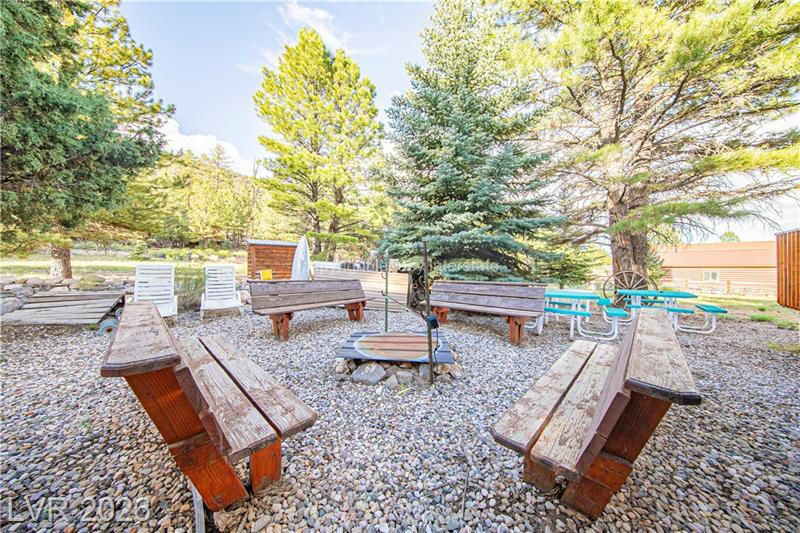 651 E Aspen Meadow DR, Mammoth Creek, photo 43 of 68