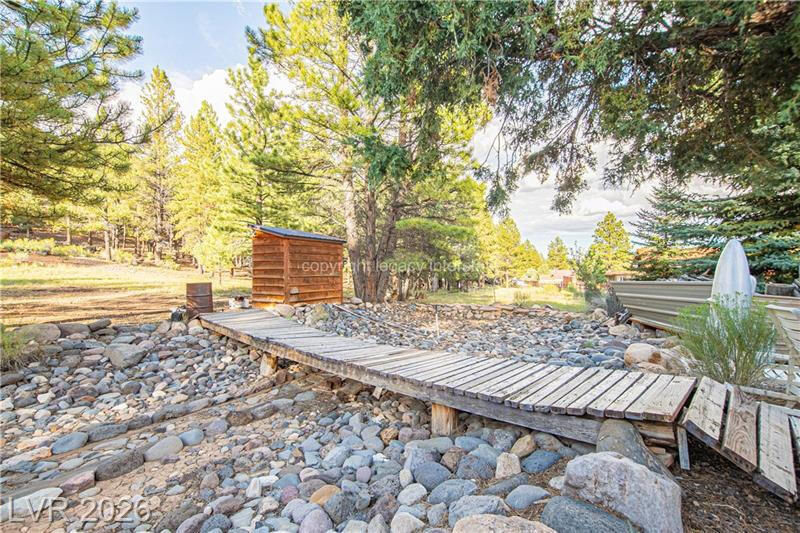 651 E Aspen Meadow DR, Mammoth Creek, photo 44 of 68