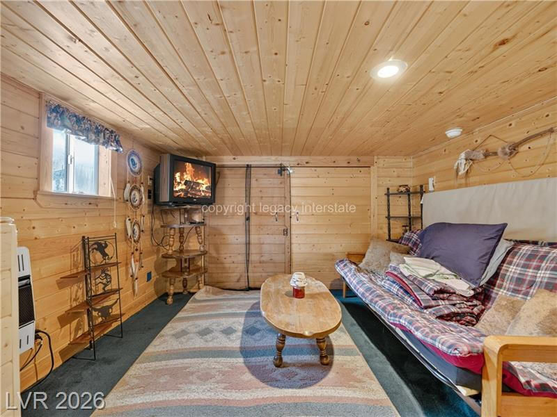 651 E Aspen Meadow DR, Mammoth Creek, photo 53 of 68