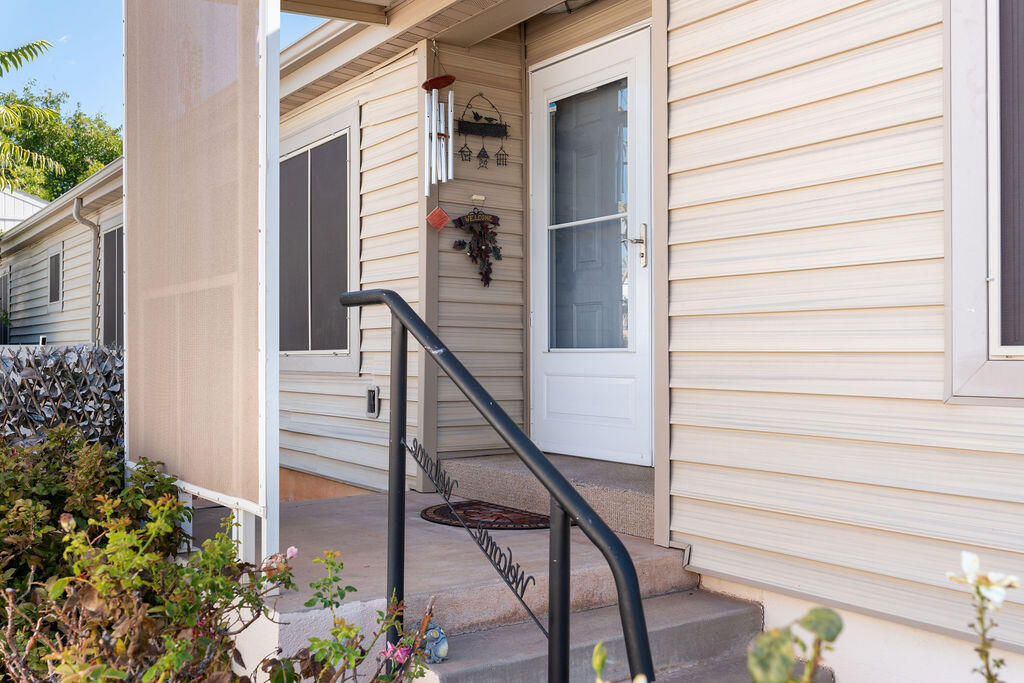1526 N Dixie Downs RD, 33, St George, photo 9 of 36
