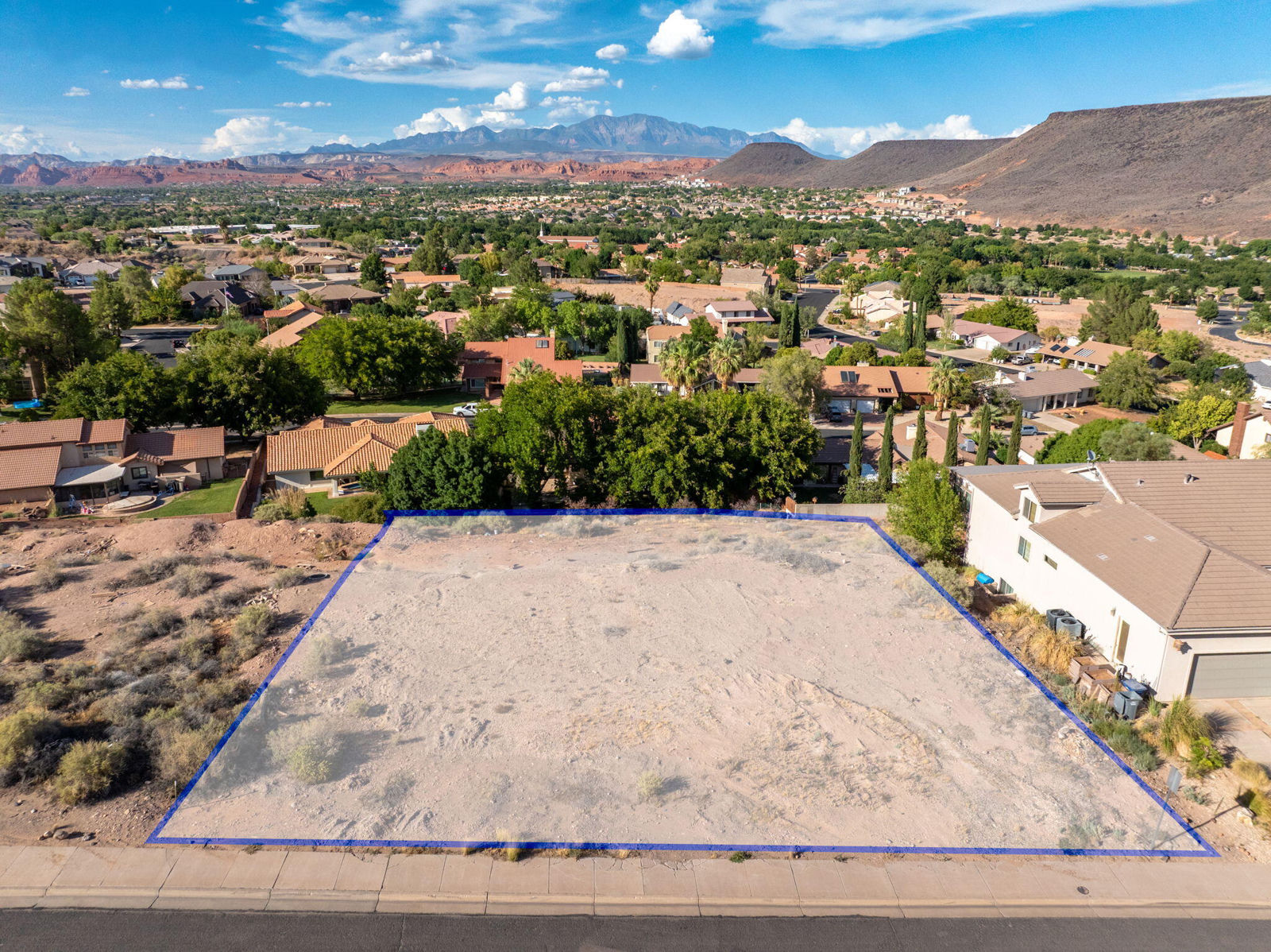 1752 W Canyon View DR, St George, photo 3 of 17
