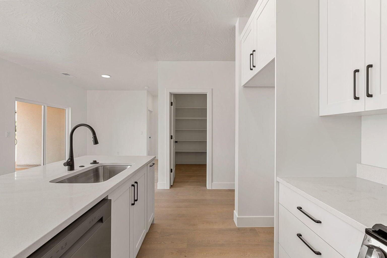 2562 S 3870 W, Hurricane, photo 11 of 45
